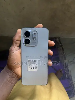 Infinix Smart 9 64 GB Silver