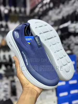 Sketchers Shoes