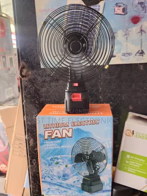 8" Fast Breeze Lithium Rechargeable Desk Fan