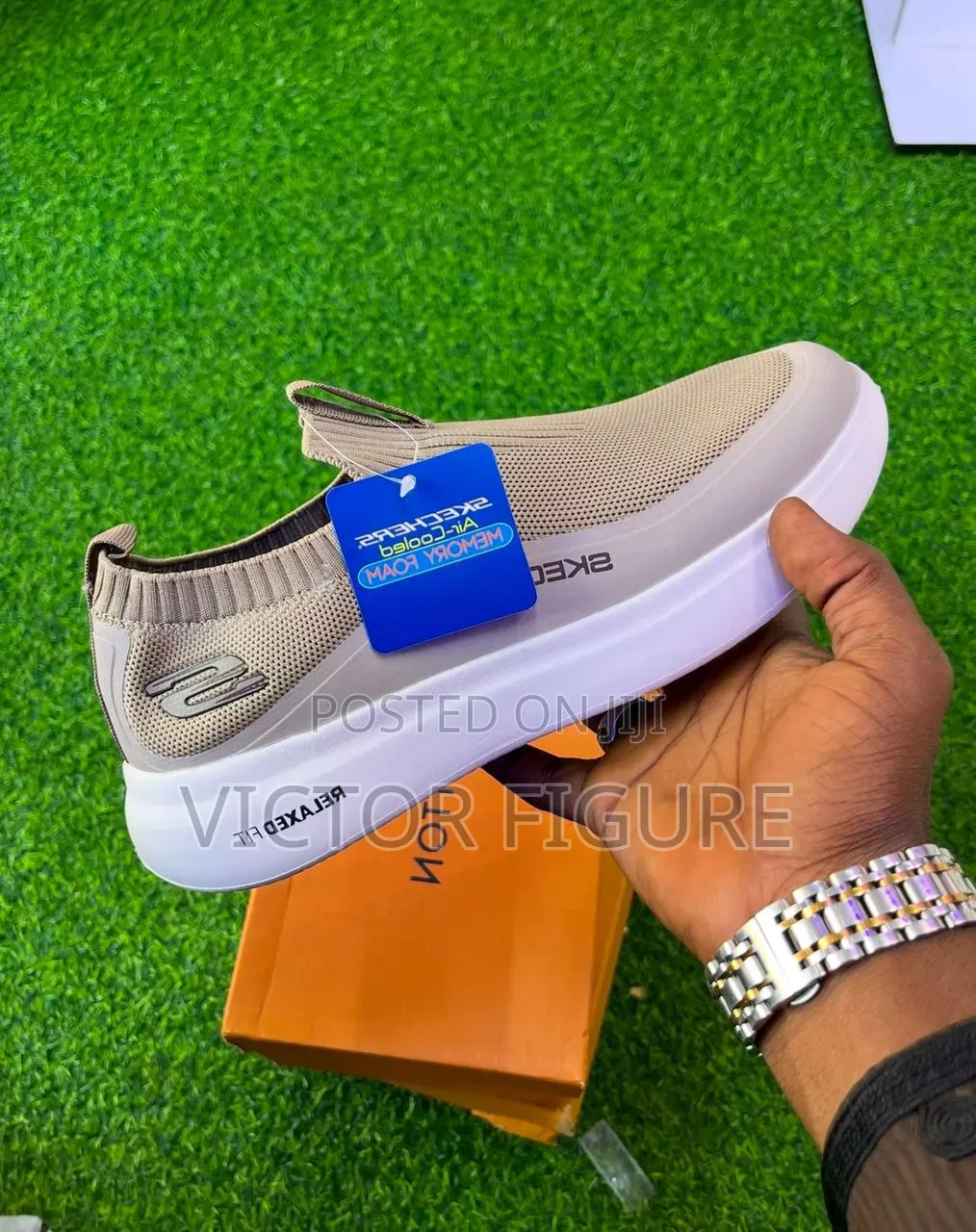 Sketchers Shoes