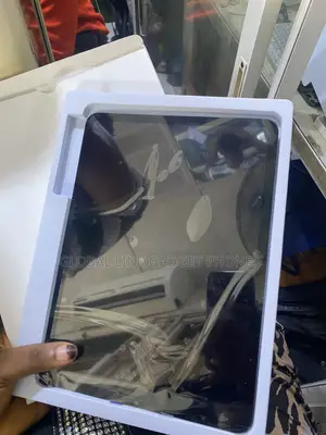iPad Pro 11 2022 Model Original Screen Available