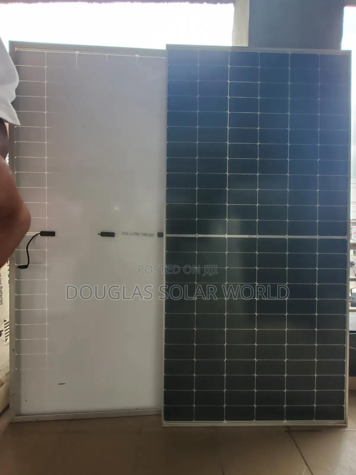 Jinko Solar 630w Half-Cut Mono Solar Panel