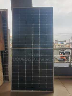 Jinko Solar 630w Half-Cut Mono Solar Panel