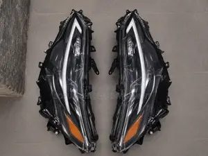 Headlights Toyota Highlander 2025