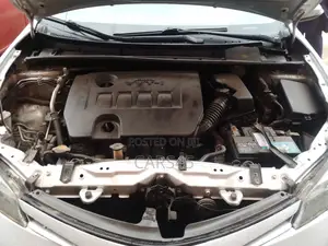 Toyota Corolla 2016 Silver