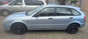 Mazda 323 1.6 2002 Blue