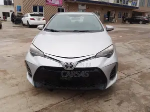 Toyota Corolla 2016 Silver