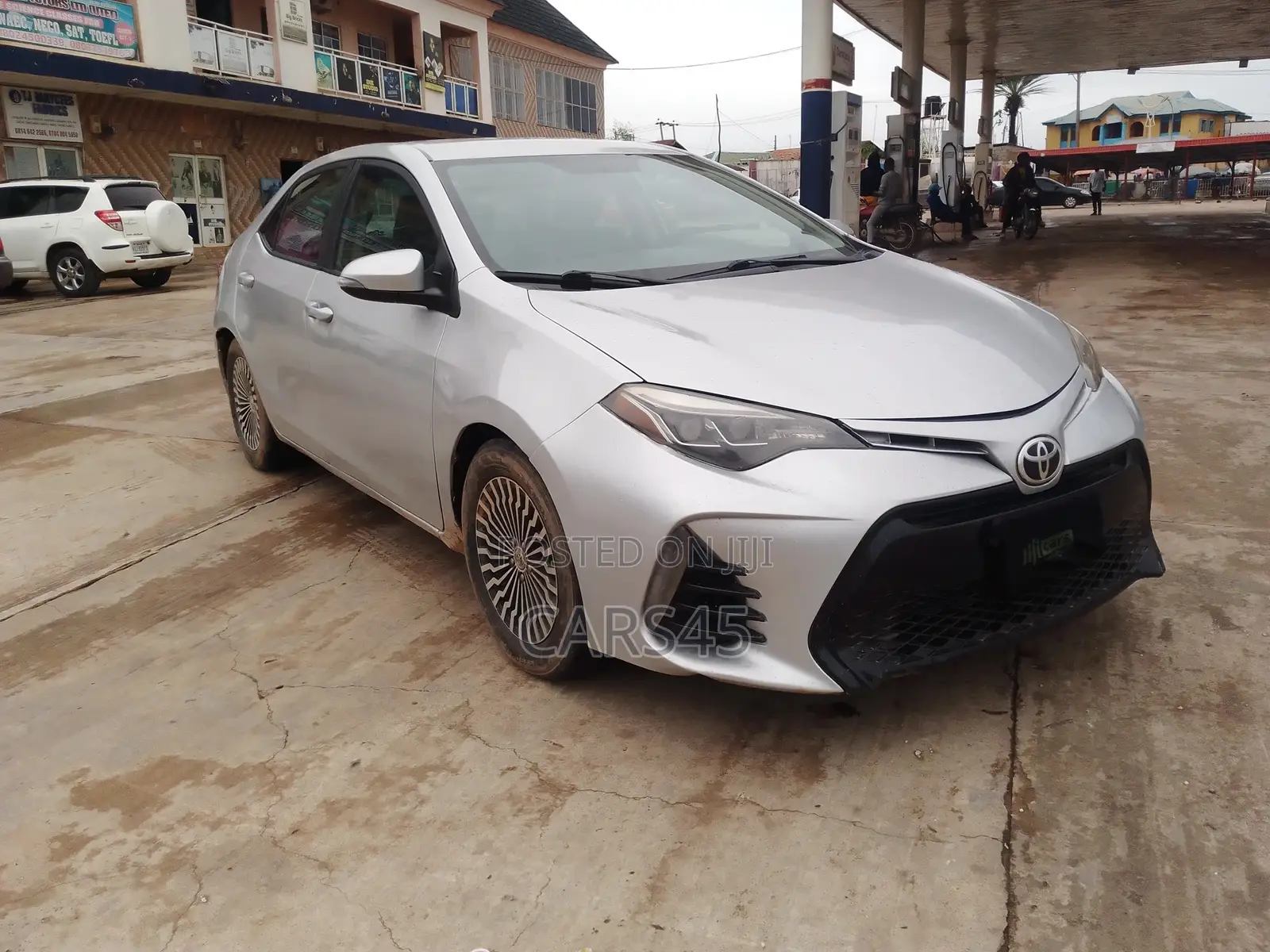 Toyota Corolla 2016 Silver