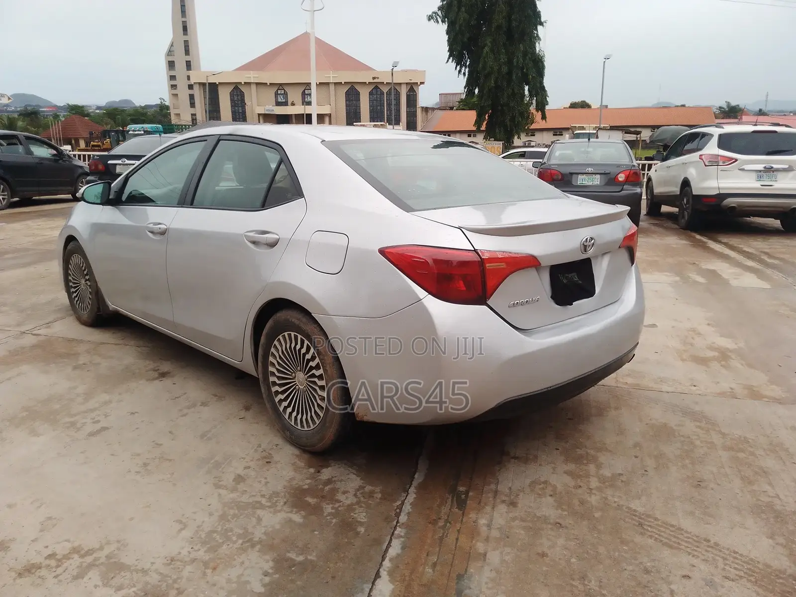 Toyota Corolla 2016 Silver
