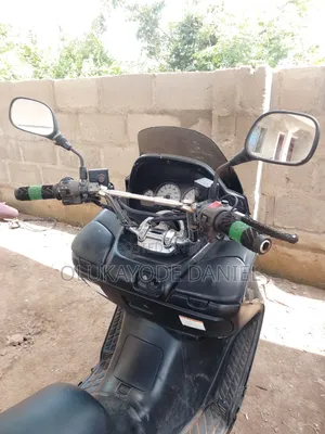 Suzuki 2020 Black