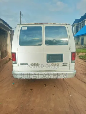 Ford E350 2006 White