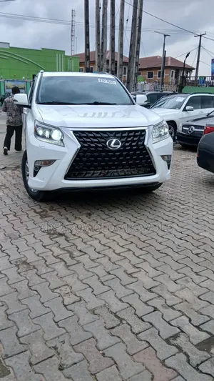 Lexus GX 460 Luxury 2015 White