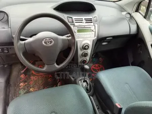 Toyota Yaris 2006 Silver