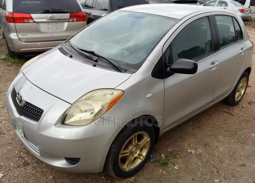 Toyota Yaris 2006 Silver