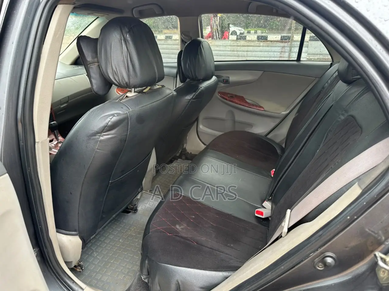 Toyota Corolla 2010 Gray
