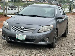 Toyota Corolla 2010 Gray
