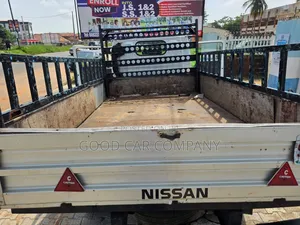 Nissan Cabstar 2002 White