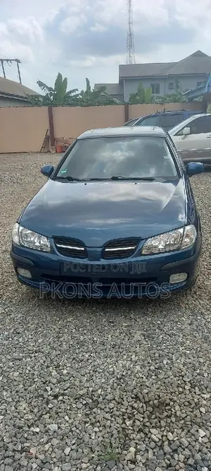 Nissan Almera Tino 2002 Blue