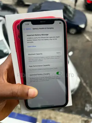 Apple iPhone 11 128 GB Red