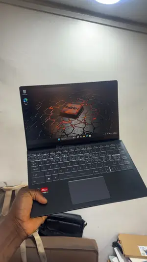 Laptop MSI Modern 14 16GB AMD Ryzen 5 SSD 256GB