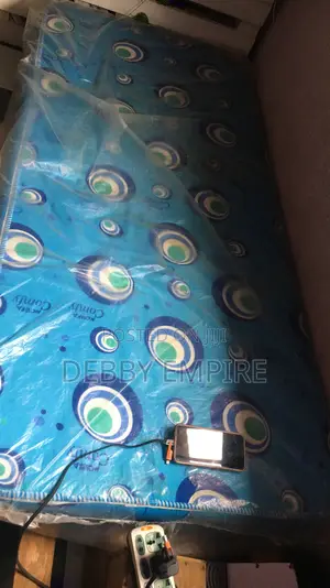 Mouka Foam Bed