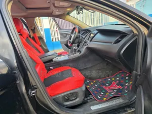 Ford Taurus 2011 Black