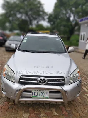 Toyota RAV4 3.5 2008 Silver