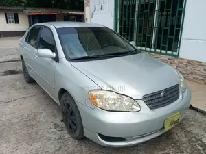 Toyota Corolla 2004 Silver