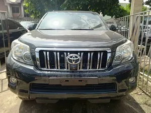 Toyota Land Cruiser Prado 2010 Black