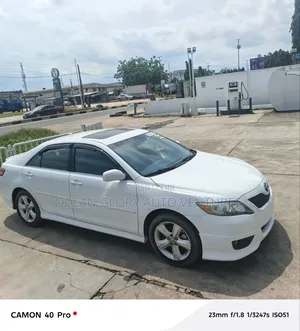 Toyota Camry 2011 White