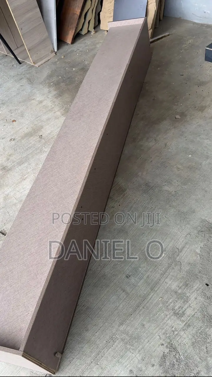 HDF Tv Console