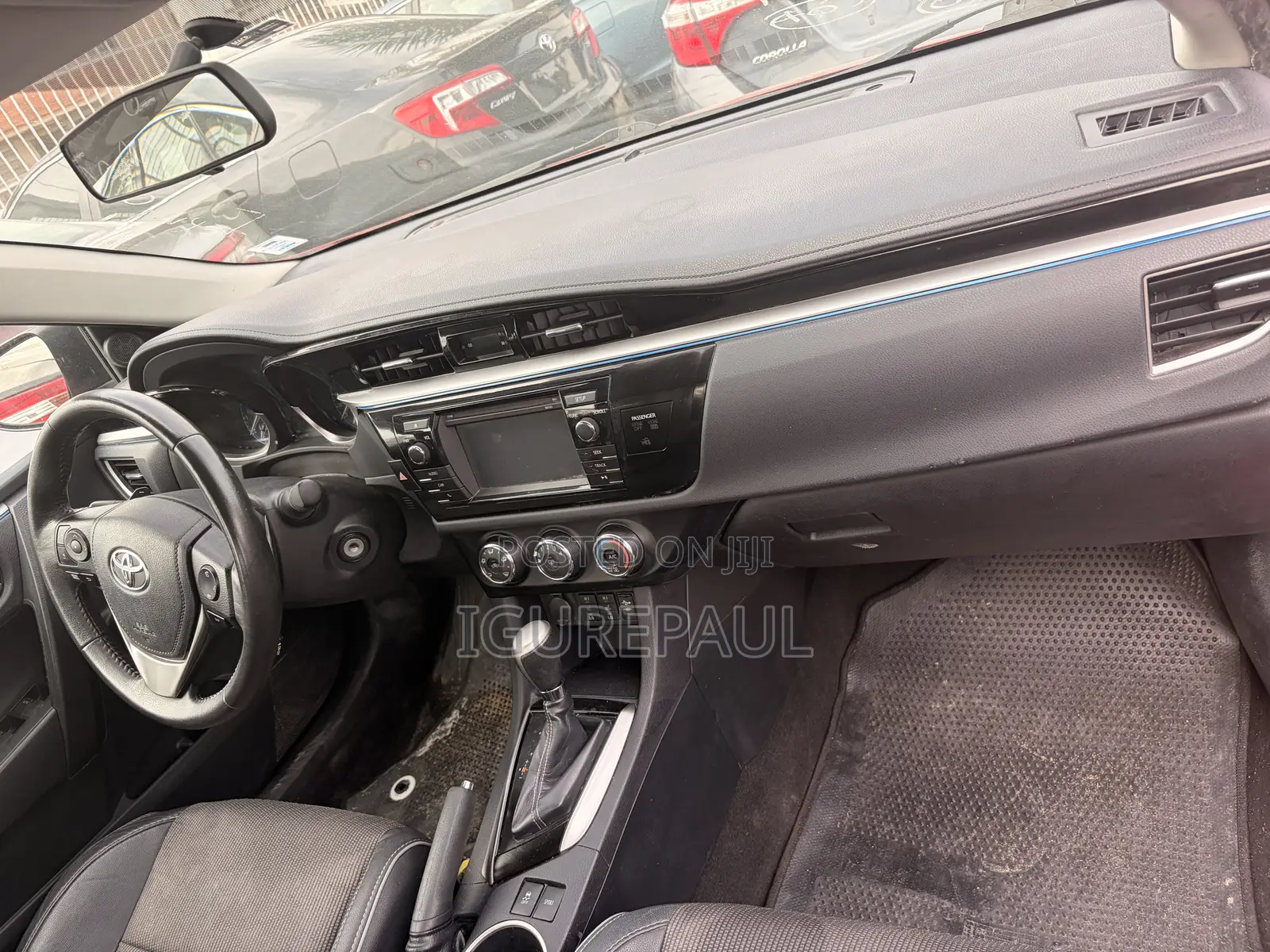 Toyota Corolla 2014 Red