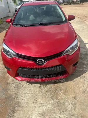 Toyota Corolla 2015 Red