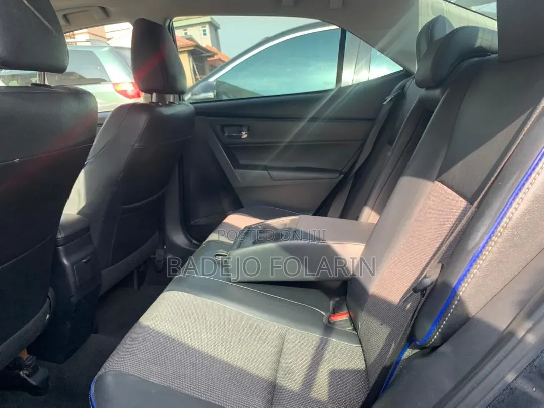 Toyota Corolla 2017 Black
