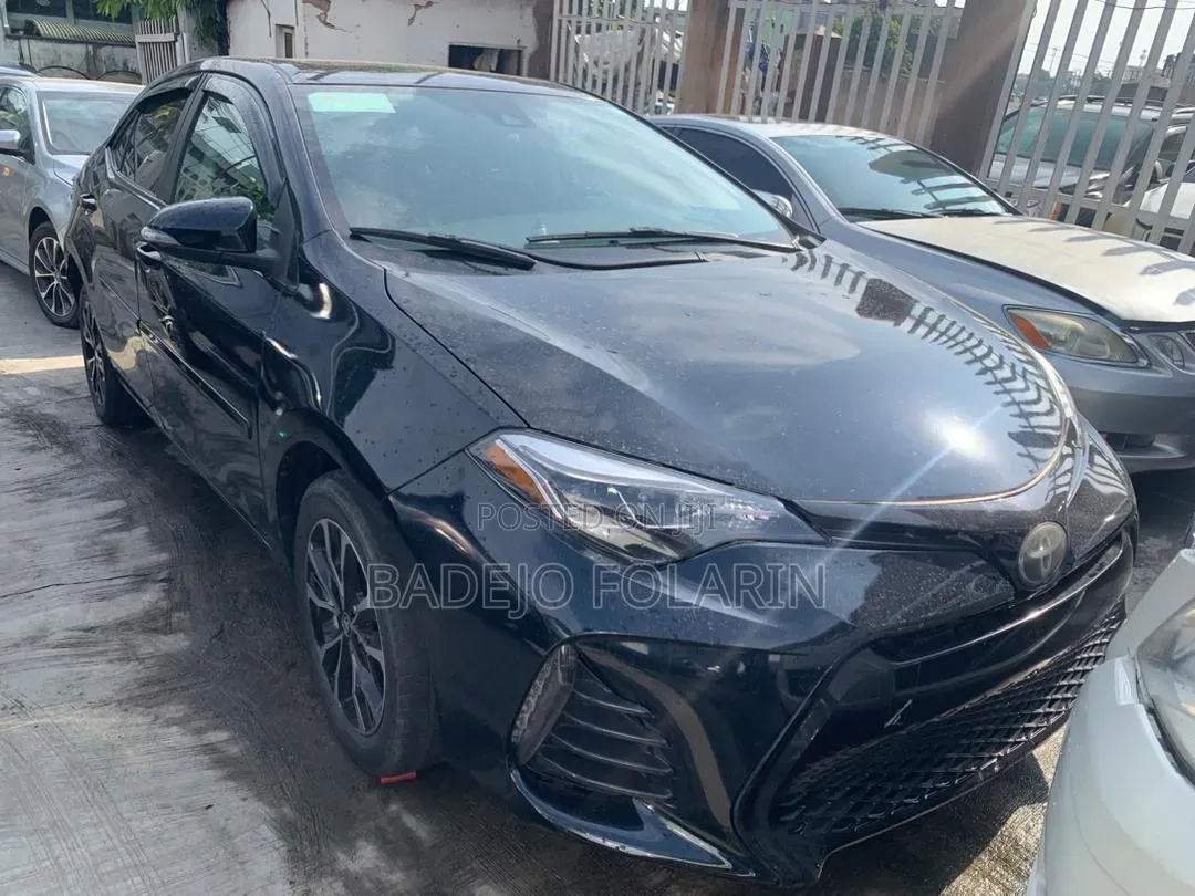 Toyota Corolla 2017 Black