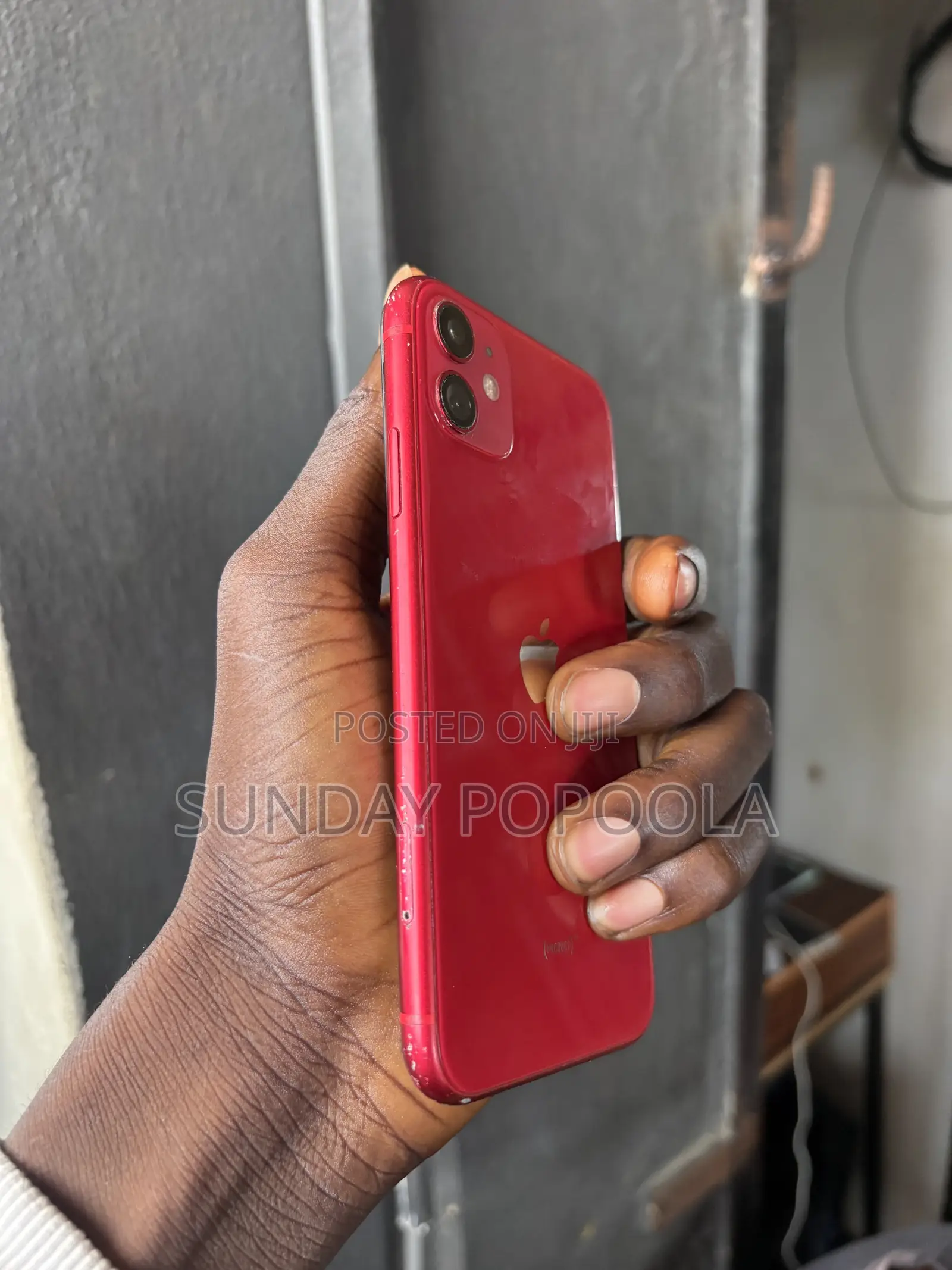 Apple iPhone 11 64 GB Red