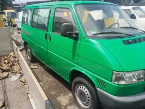 Volkswagen Transporter 2005 Green