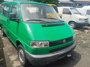 Volkswagen Transporter 2005 Green