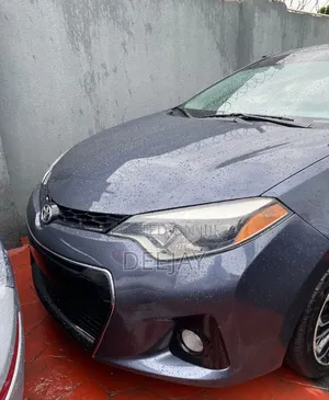 Toyota Corolla 2016 Blue