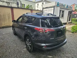 Toyota RAV4 2017 Gray