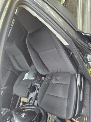 Toyota RAV4 2017 Gray