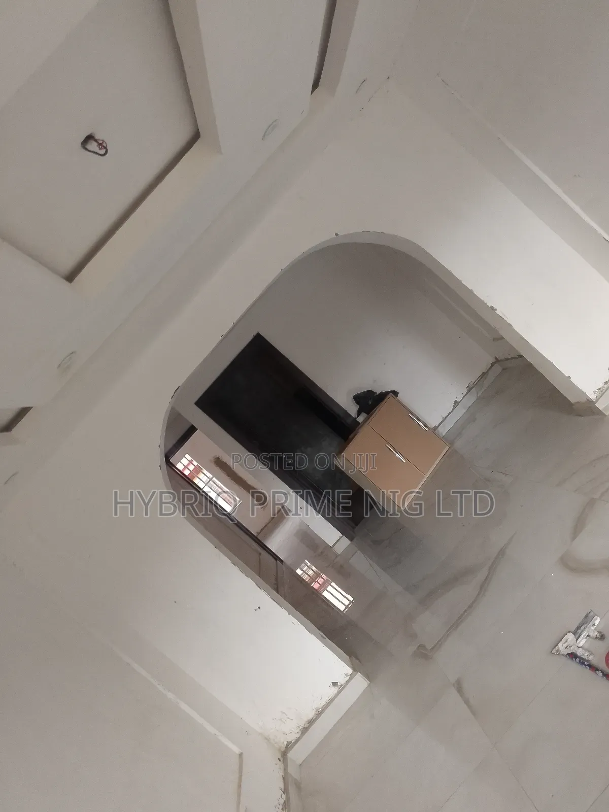 Professional Wall Screeding (Putty, Pop Black Cement)