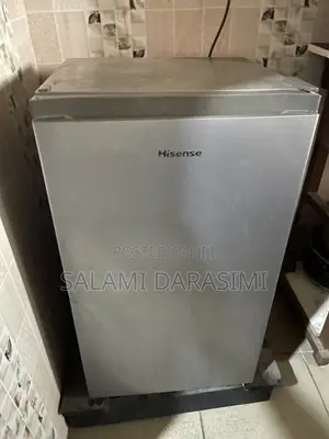 Hisense Single Door Refrigerator 90l