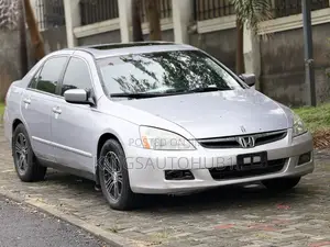 Honda Accord 2006 Silver