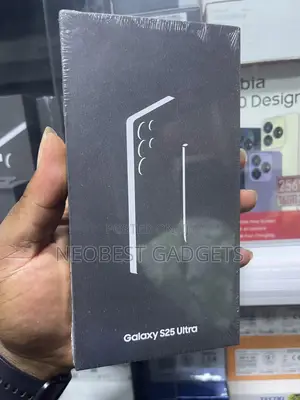 New Samsung Galaxy S25 Ultra 256 GB
