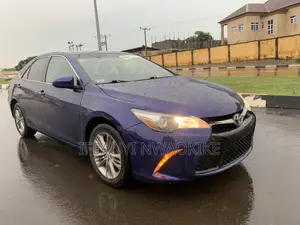 Toyota Camry SE 4dr Sedan (2.5L 4cyl 6A) 2015 Blue
