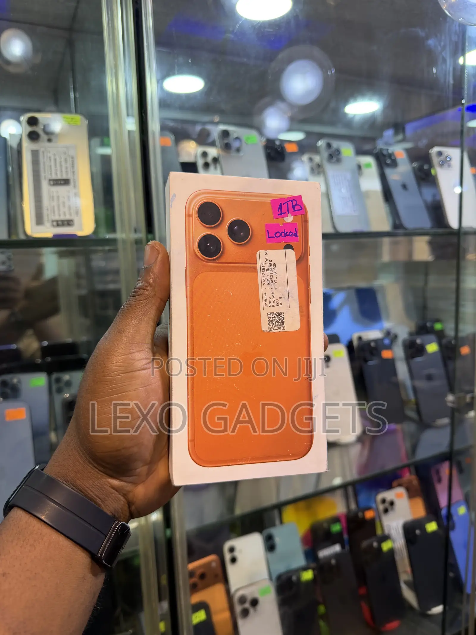 New Apple iPhone 17 Pro Max 1 TB Orange