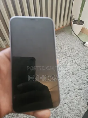 Apple iPhone 11 64 GB Purple