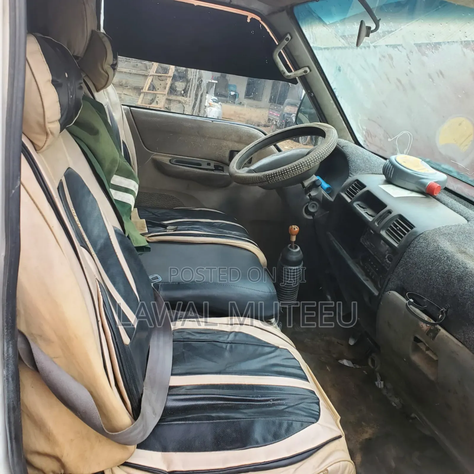 Nissan Vanette 2004 White