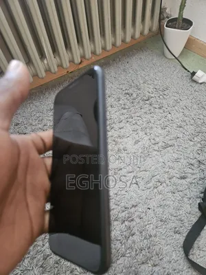 Apple iPhone XR 64 GB Black
